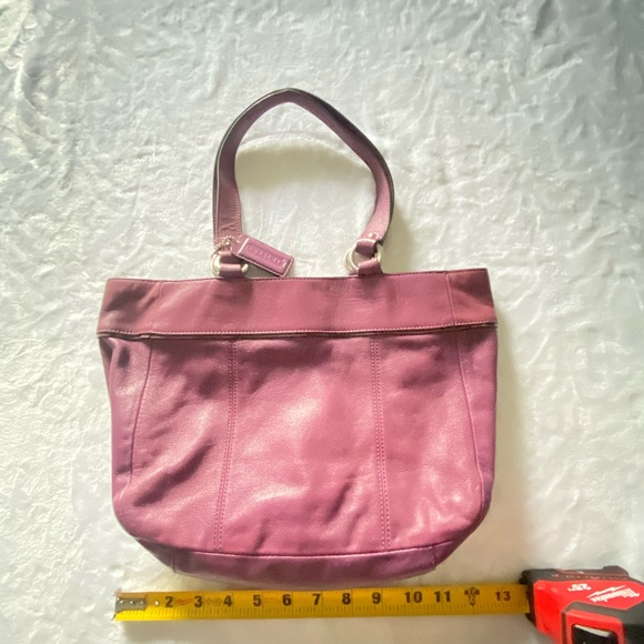 Coach, Medium Purse, Purple, Never Used, Perfect for Spring! - Picture 6 of 7